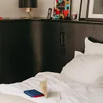 Maison Elle 4* Paris