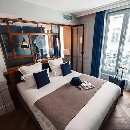 Maison Elle Parigi
